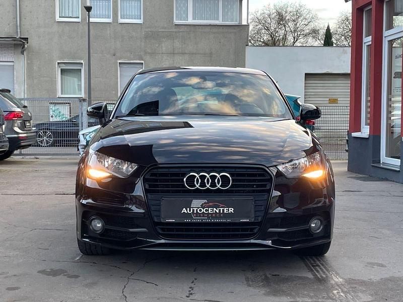 Gebraucht Audi A1 Attraction 86 PS (63 kW) 2013 Schwarz Kleinwagen