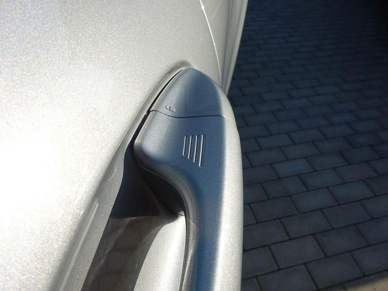 Gebraucht Ford Puma ST-Line 155 PS (114 kW) 2024 Silber Limousine