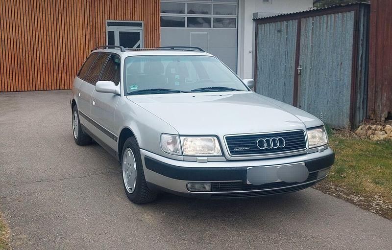 Second-hand Audi 100 174 CP (127 kW) 1993 Argintiu Berlinǎ
