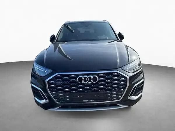 Używany Audi Q5 Ambiente 286 KM (210 kW) 2023 Czarny SUV