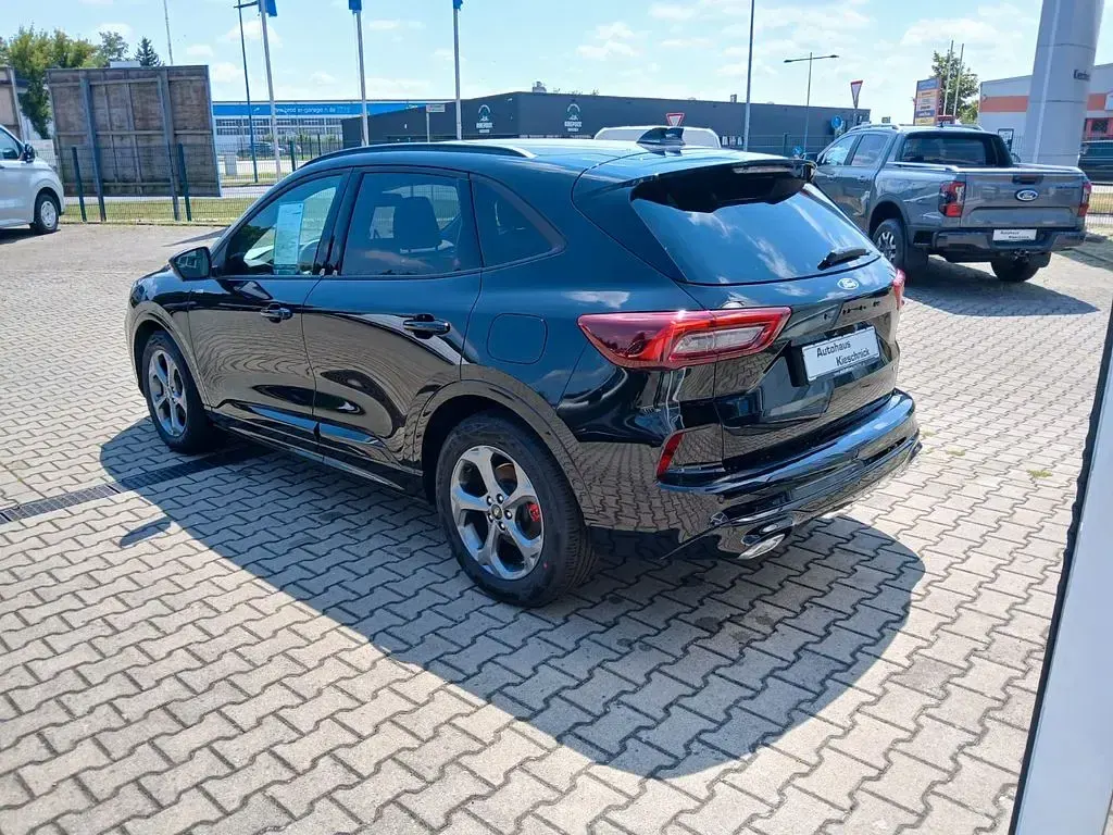 Neu Ford Kuga ST-Line X 179 PS (131 kW) 2026 Schwarz SUV