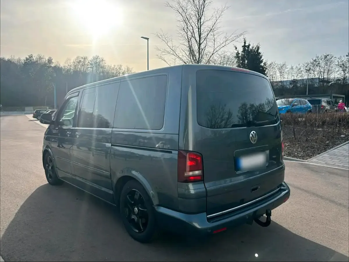 Gebraucht VW Multivan Highline 174 PS (127 kW) 2006 Grau Van / Kleinbus