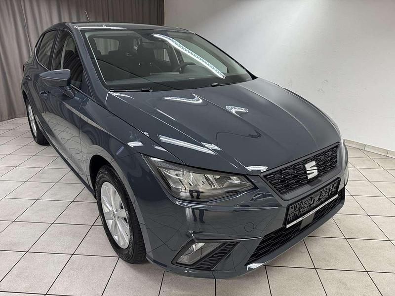 Neu Seat Ibiza Reference 80 PS (58 kW) 2025 Blau Limousine