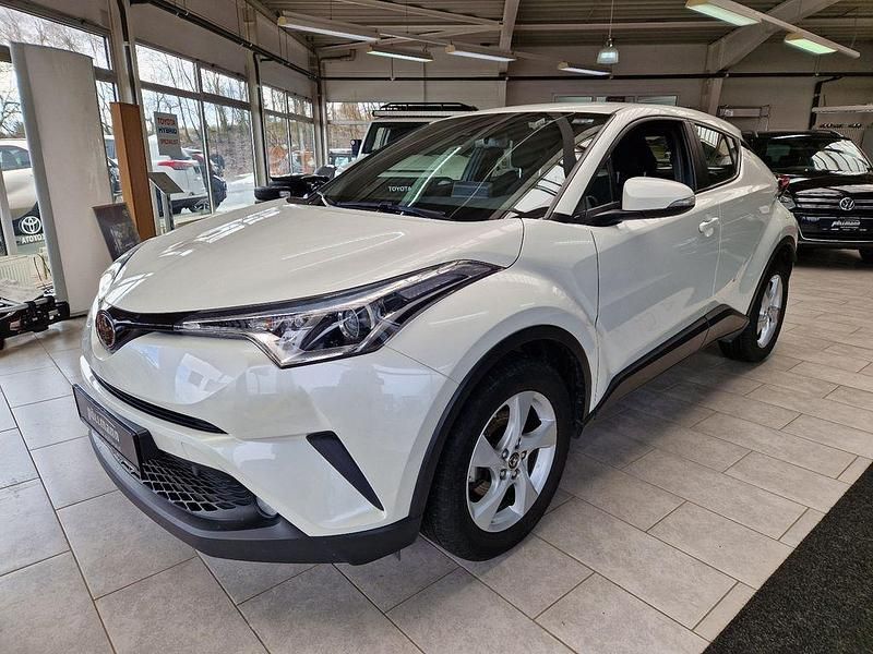 Gebraucht Toyota C-HR 116 PS (85 kW) 2017 Weiß SUV