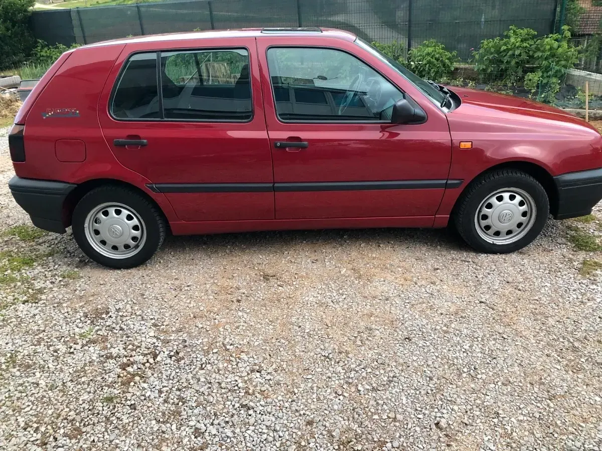 Brugt VW Golf III 75 HK (55 kW) 1995 Rød Hatchback