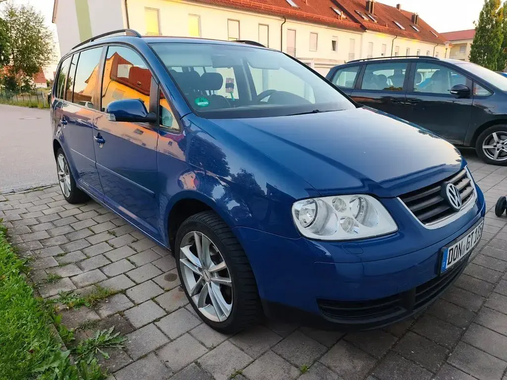 Gebraucht VW Touran Trendline 101 PS (74 kW) 2004 Blau Van / Kleinbus