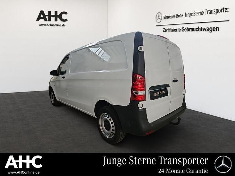 Gebraucht Mercedes Vito 163 PS (119 kW) 2022 Weiss Van