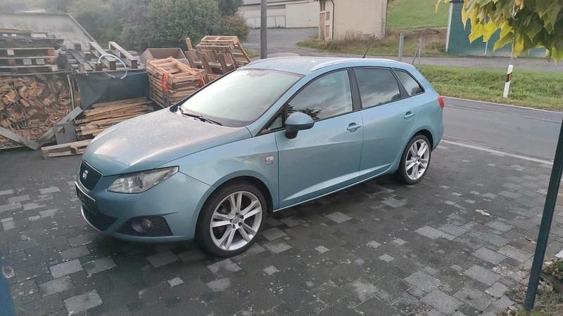 Blau Gebraucht 2011 Seat Ibiza FR Kleinwagen | 2.600 € (Superpreis) - Bild 1/4