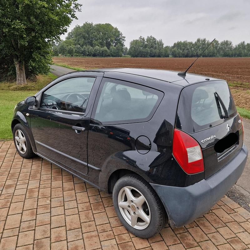 Gebraucht Citroën C2 60 PS (44 kW) 2007 Schwarz Kleinwagen