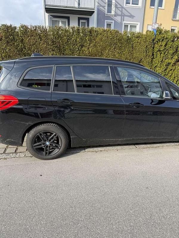 Gebraucht BMW 218 Advantage 136 PS (100 kW) 2017 Kombi