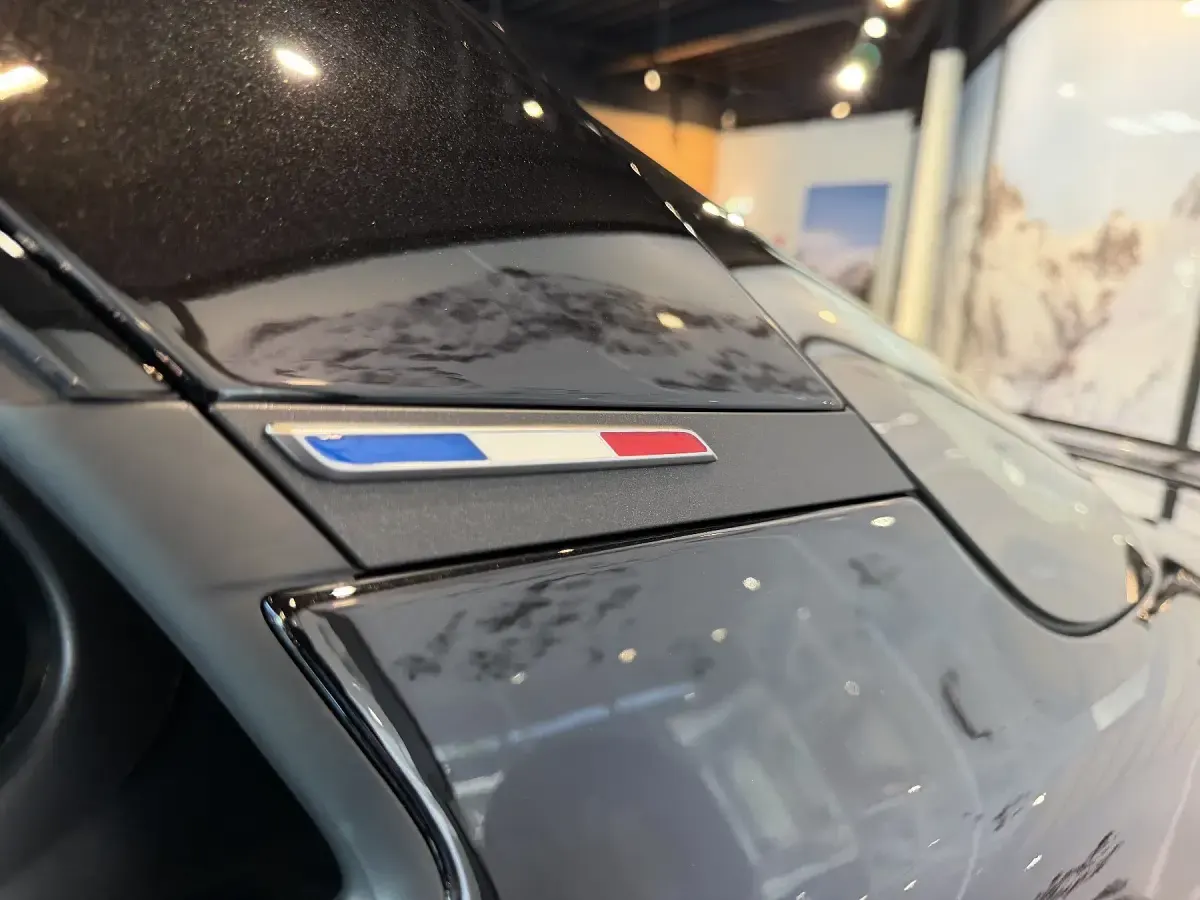 Gebraucht Alpine A110 300 PS (220 kW) 2025 Tiefschwarz Coupé