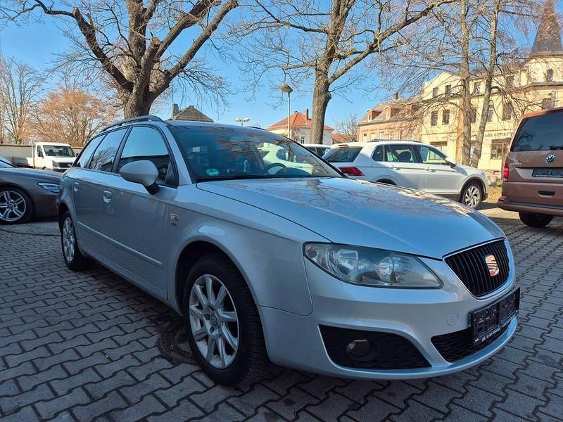 Gebraucht Seat Exeo Style 143 PS (105 kW) 2011 Silber Limousine