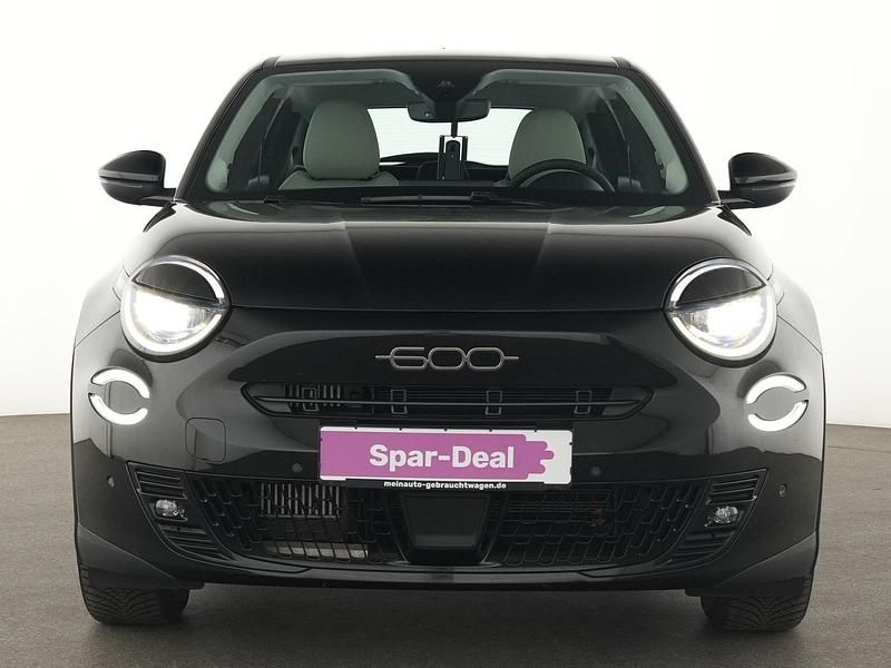 Gebraucht Fiat 600 Style 101 PS (74 kW) 2024 Schwarz Limousine