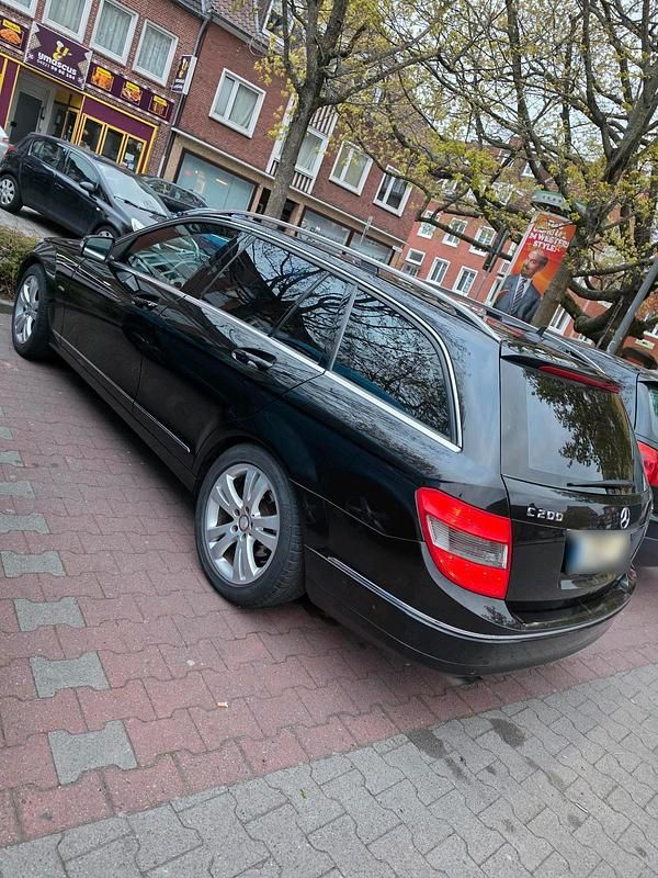 Gebraucht Mercedes C200 2010 Schwarz Kombi