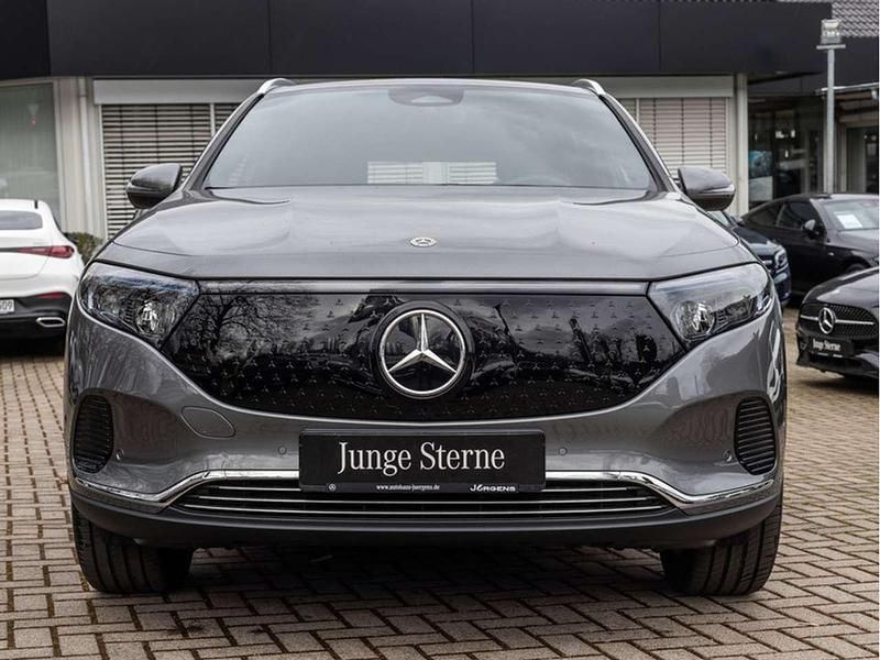 Gebraucht Mercedes EQA250 Progressive 139 kW (190 PS) 2025 Grau metalliclack mountaingrau SUV