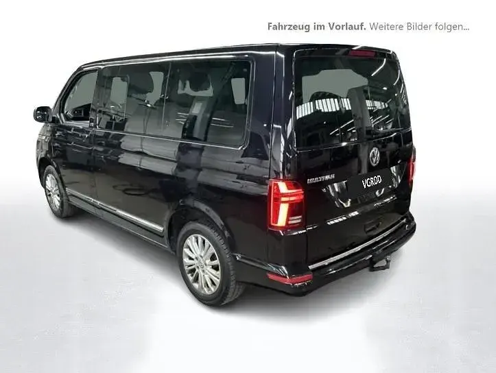 Gebraucht VW Multivan Comfortline 150 PS (110 kW) 2022 Schwarz Van / Kleinbus