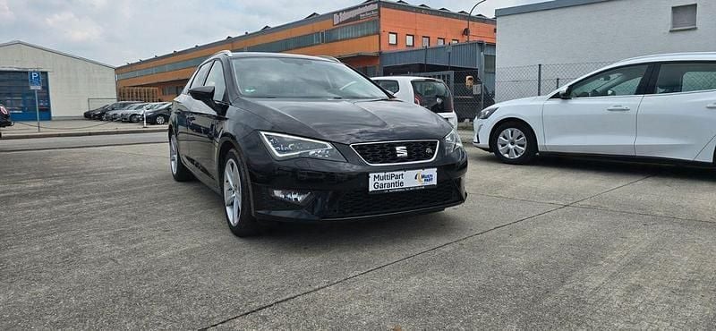 Usado Seat Leon ST FR 150 HP (110 kW) 2015 Preto Carrinha