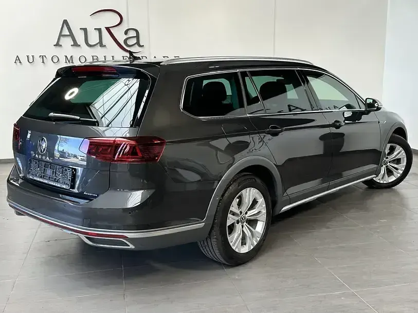Gebraucht VW Passat Alltrack 200 PS (147 kW) 2023 Mangangrau Kombi