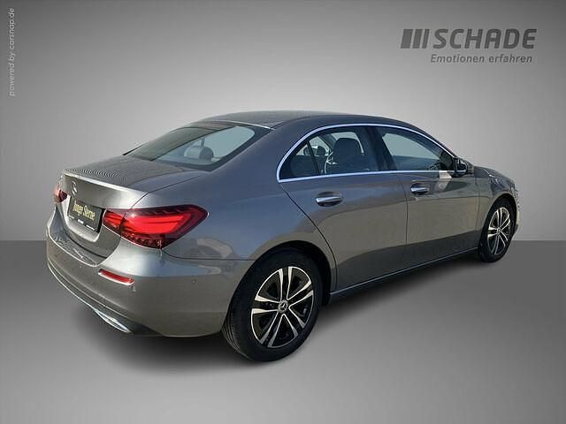Gebraucht Mercedes A200 Progressive 150 PS (110 kW) 2023 Grau Limousine