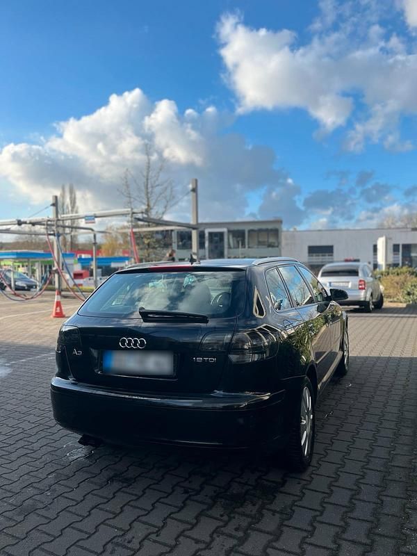 Gebraucht Audi A3 105 PS (77 kW) 2007 Schwarz Kleinwagen