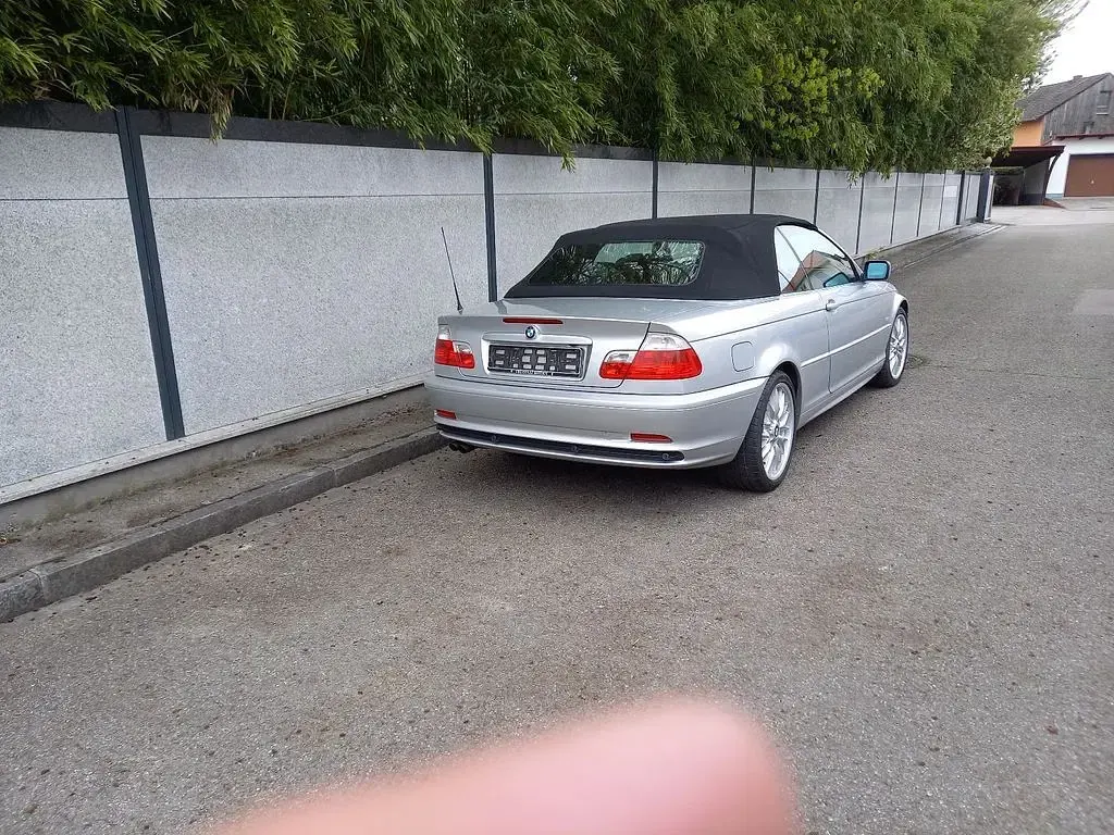 Gebraucht BMW 320 Sport Line 170 PS (125 kW) 2002 Silber Coupé