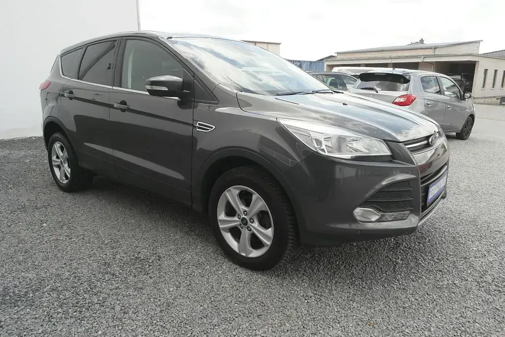 Gebraucht Ford Kuga SYNC Edition 150 PS (110 kW) 2016 Grau SUV
