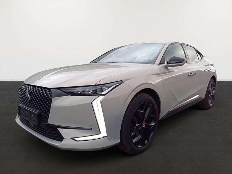 Gebraucht DS Automobiles DS4 Performance Line Plus 224 PS (164 kW) 2022 Lackierung chrystal pearl/typ aussenverkleidung metalliclackierung Limousine