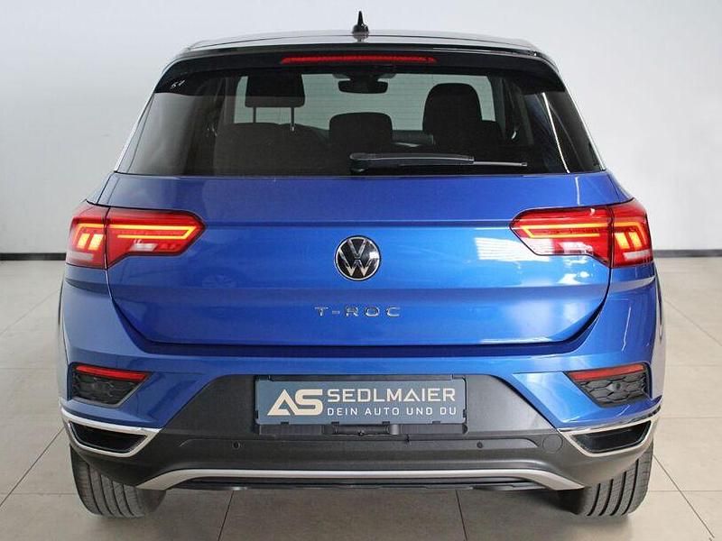 Gebraucht VW T-Roc Active 150 PS (110 kW) 2021 Ravennablau SUV