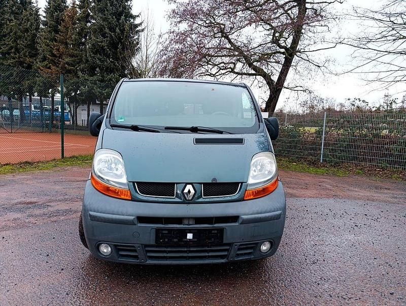 Gebraucht Renault Trafic 136 PS (100 kW) 2003 Grün Van / Kleinbus