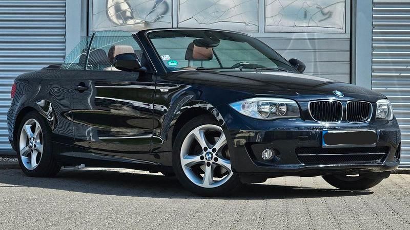 Gebraucht BMW 118 Cabriolet Advantage 143 PS (105 kW) 2012 Schwarz Cabrio