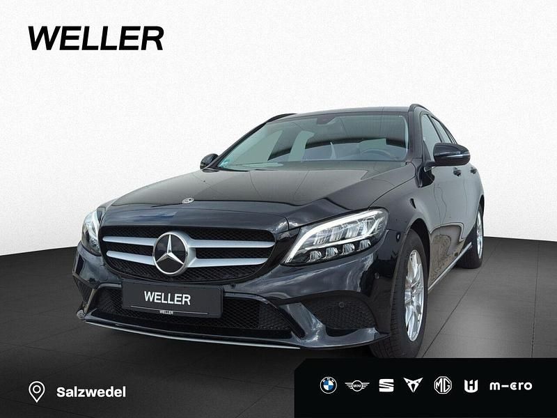 Schwarz (schwarz) Gebraucht 2020 Mercedes C200 Business Kombi | 24.390 € (Guter Preis) - Bild 1/4