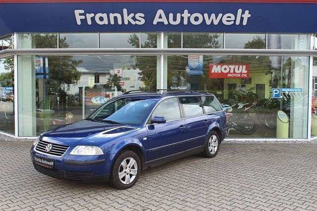 Gebraucht VW Passat Basis 116 PS (85 kW) 2001 Blau Kombi