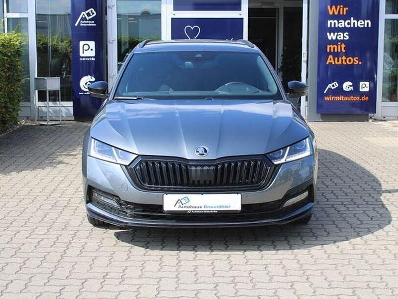 Graphitegrau Gebraucht 2022 Skoda Octavia SportLine Kombi | 24.950 € (Fairer Preis) - Bild 1/4