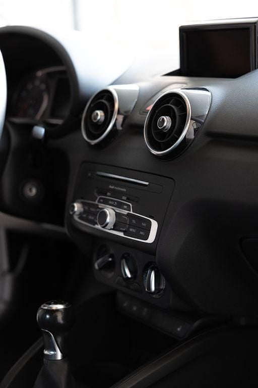 Gebraucht Audi A1 Sport 82 PS (60 kW) 2017 Weiß Kleinwagen