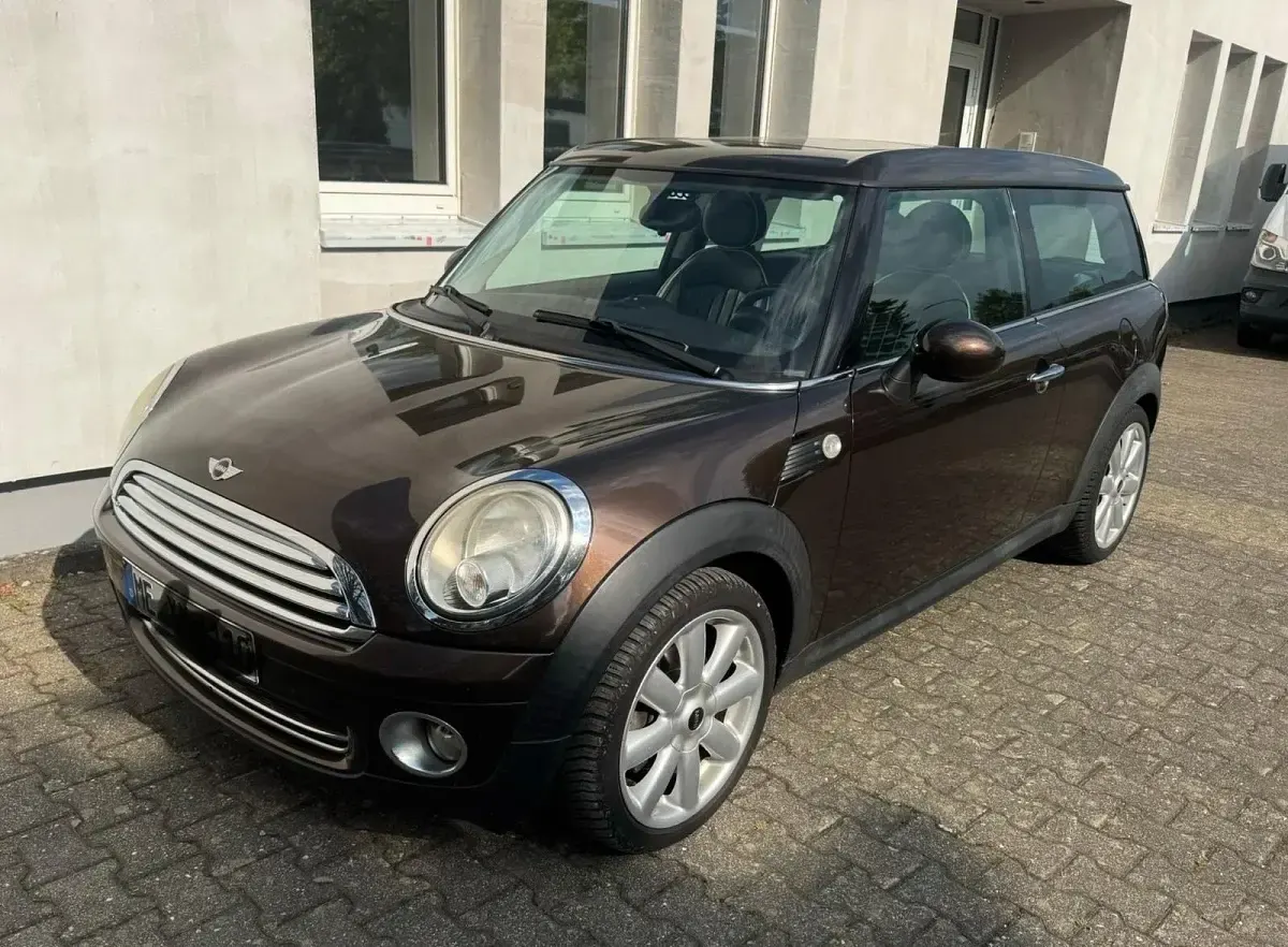 Używany Mini Cooper 120 KM (88 kW) 2009 Brązowy Hatchback