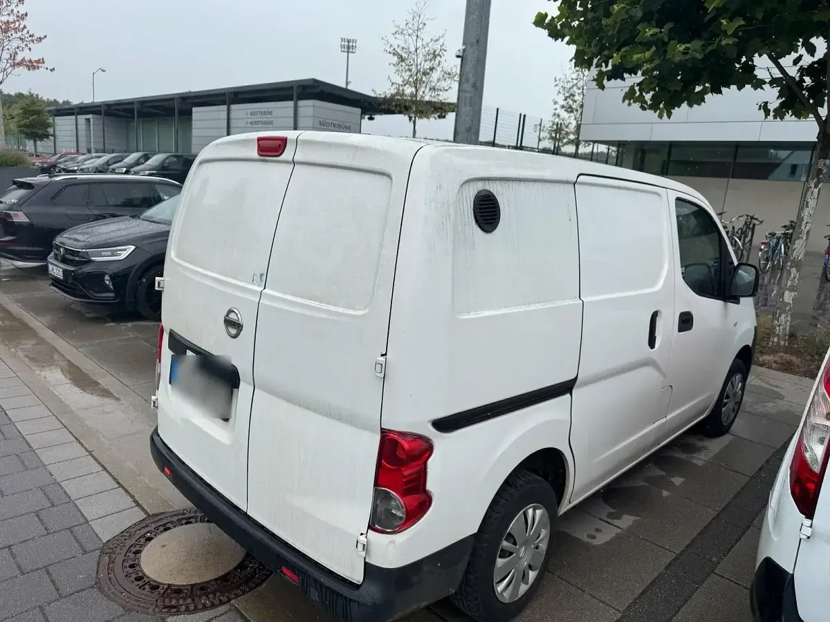 Gebraucht Nissan NV200 90 PS (66 kW) 2013 Weiß Van / Kleinbus