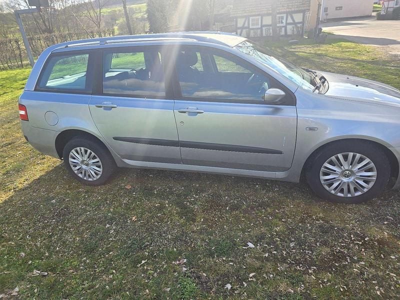 Gebraucht Fiat Stilo 95 PS (69 kW) 2006 Silber Kombi