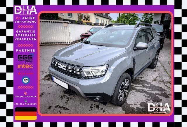 Grau Gebraucht 2023 Dacia Duster Journey SUV | 20.987 € (Guter Preis) - Bild 1/4