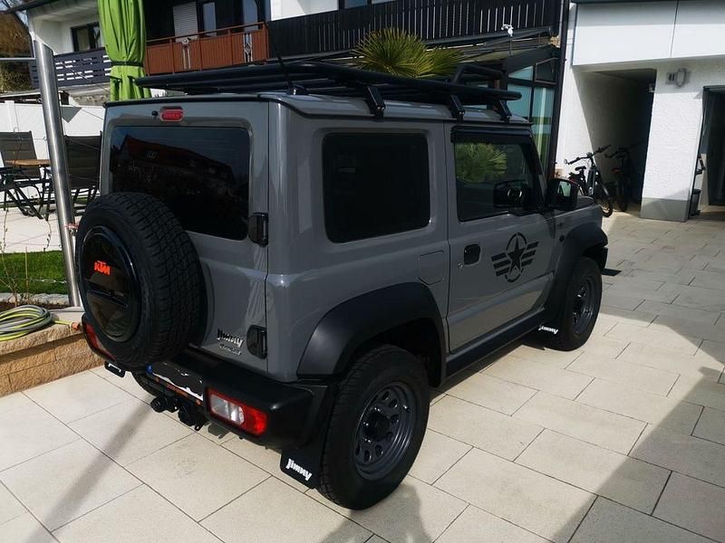 Gebraucht Suzuki Jimny 102 PS (75 kW) 2021 Grau SUV