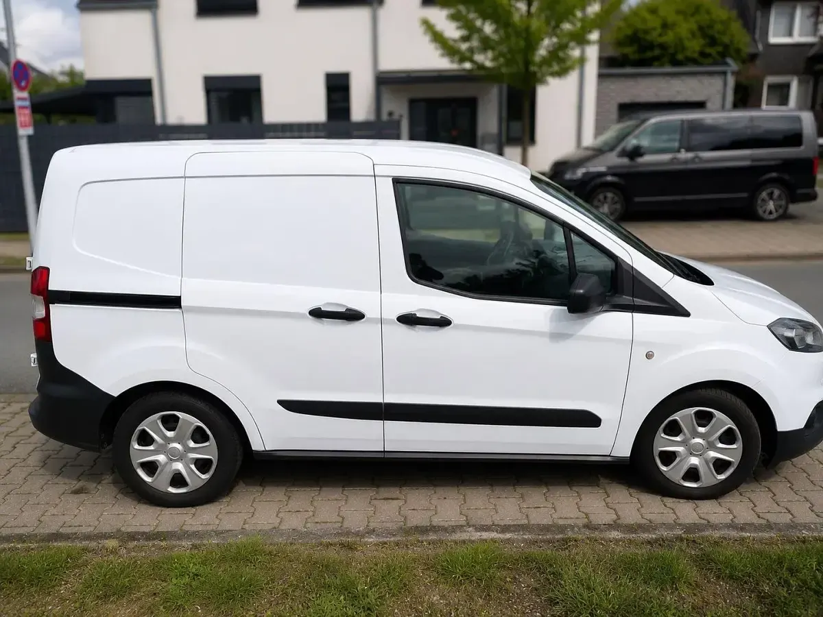 Occasion Ford Transit 75 ch (55 kW) 2021 Blanc Monospace