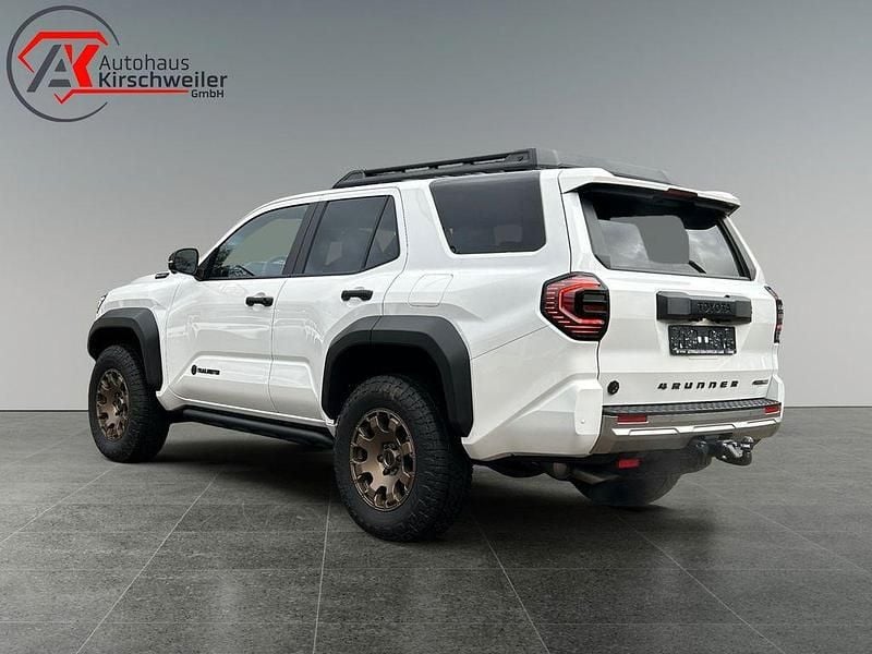 Neu Toyota 4 Runner 326 PS (239 kW) 2025 Weiß SUV