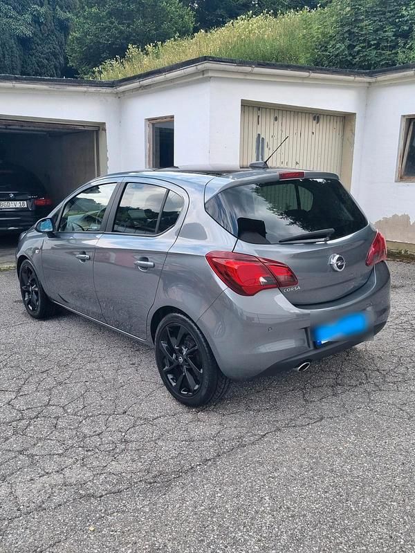 Gebraucht Opel Corsa Edition 90 PS (66 kW) 2017 Grau Kleinwagen