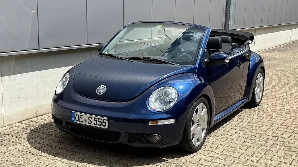 Gebraucht VW New Beetle 102 PS (75 kW) 2006 Blau Kleinwagen