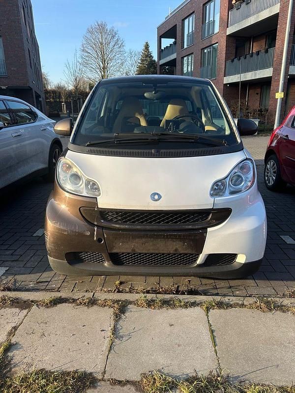 Gebraucht Smart ForTwo Coupé Edition #1 84 PS (61 kW) 2009 Braun Coupé