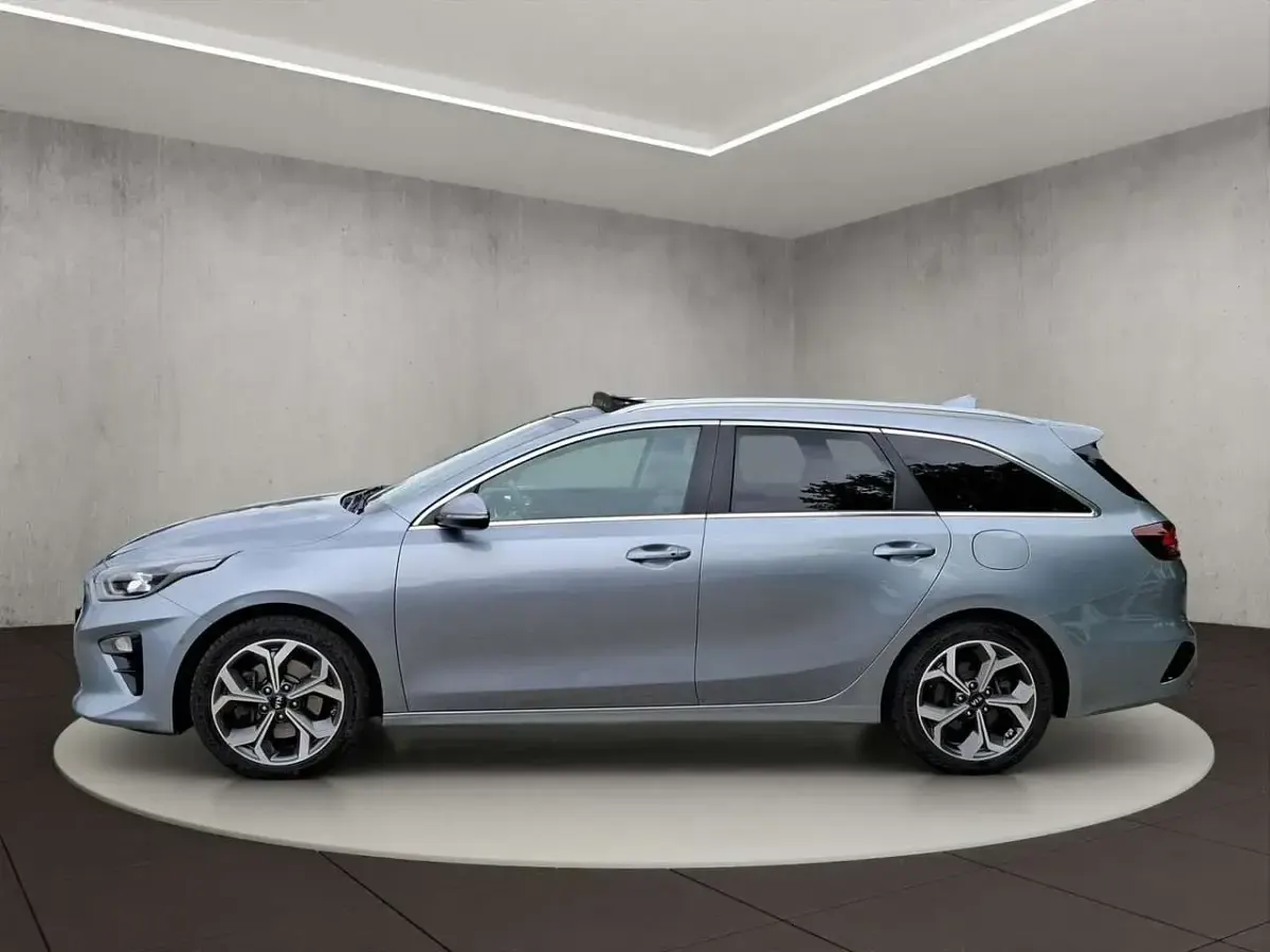 Gebraucht Kia Ceed Platinum 140 PS (102 kW) 2018 Silber Kleinwagen