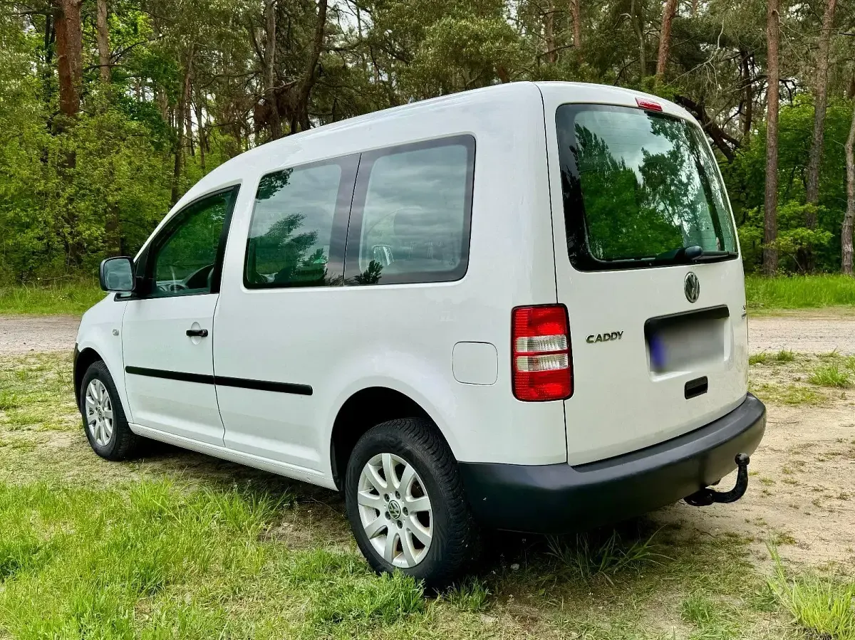 Gebraucht VW Caddy 102 PS (75 kW) 2012 Weiß Van / Kleinbus