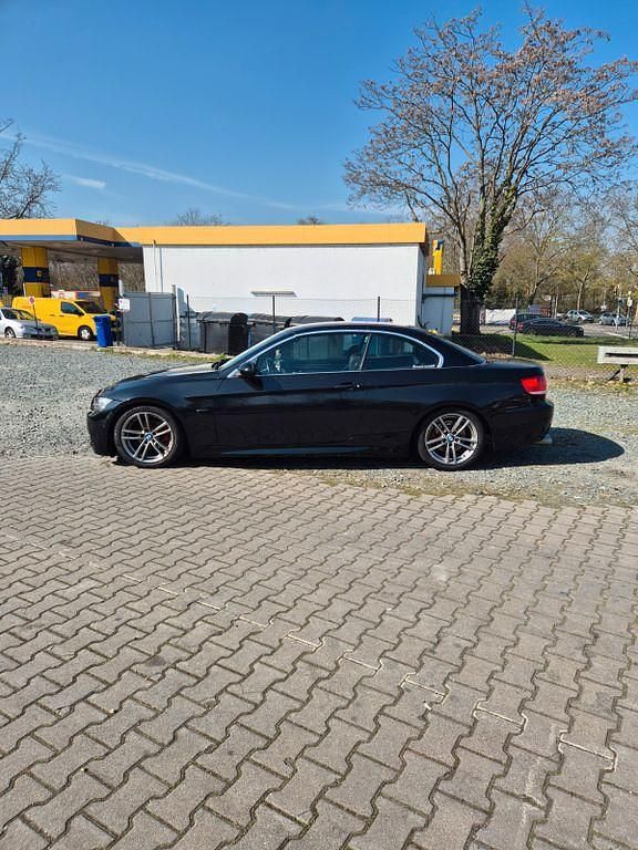 Gebraucht BMW 320 Cabriolet M Performance 170 PS (125 kW) 2009 Schwarz Cabrio