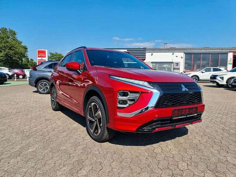 Rot Neu 2025 Mitsubishi Eclipse Cross Select SUV | 30.990 € - Bild 1/4