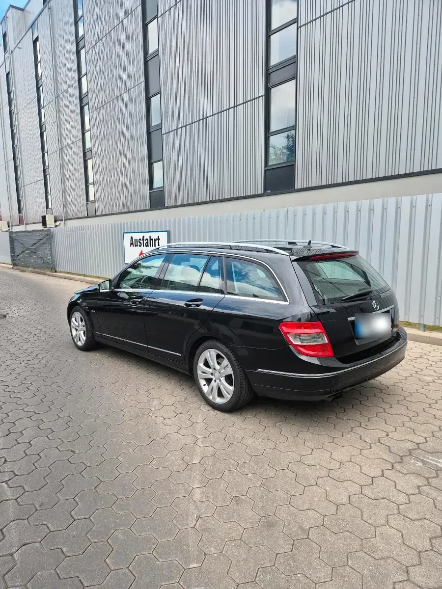 Gebraucht Mercedes C180 156 PS (114 kW) 2008 Schwarz Kombi