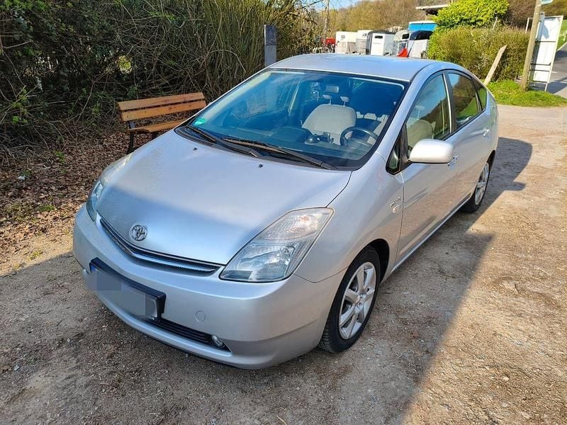 Gebraucht Toyota Prius Sol 111 PS (81 kW) 2006 Silber Kleinwagen